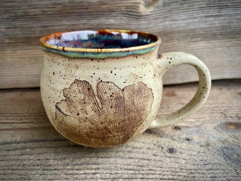 Kubek kamionkowy Liść