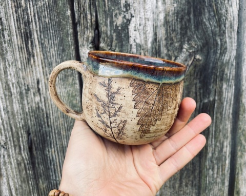 Kubek ceramiczny zielsko pokrzywa
