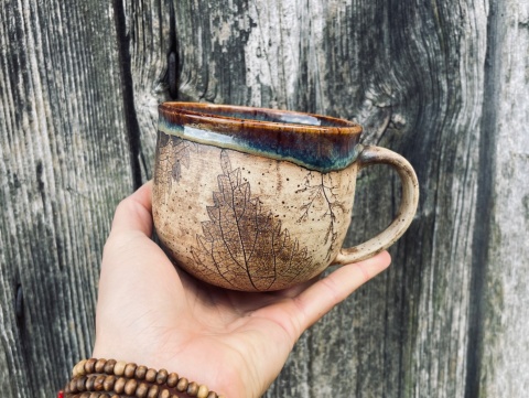 Kubek ceramiczny zielsko pokrzywa